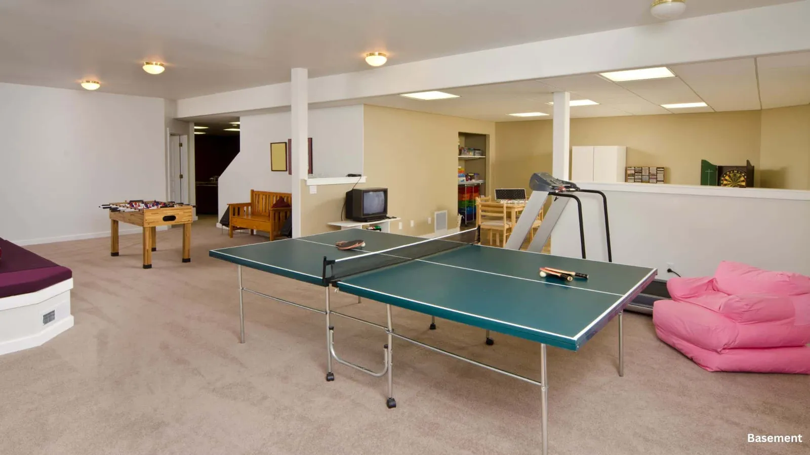 basement game room