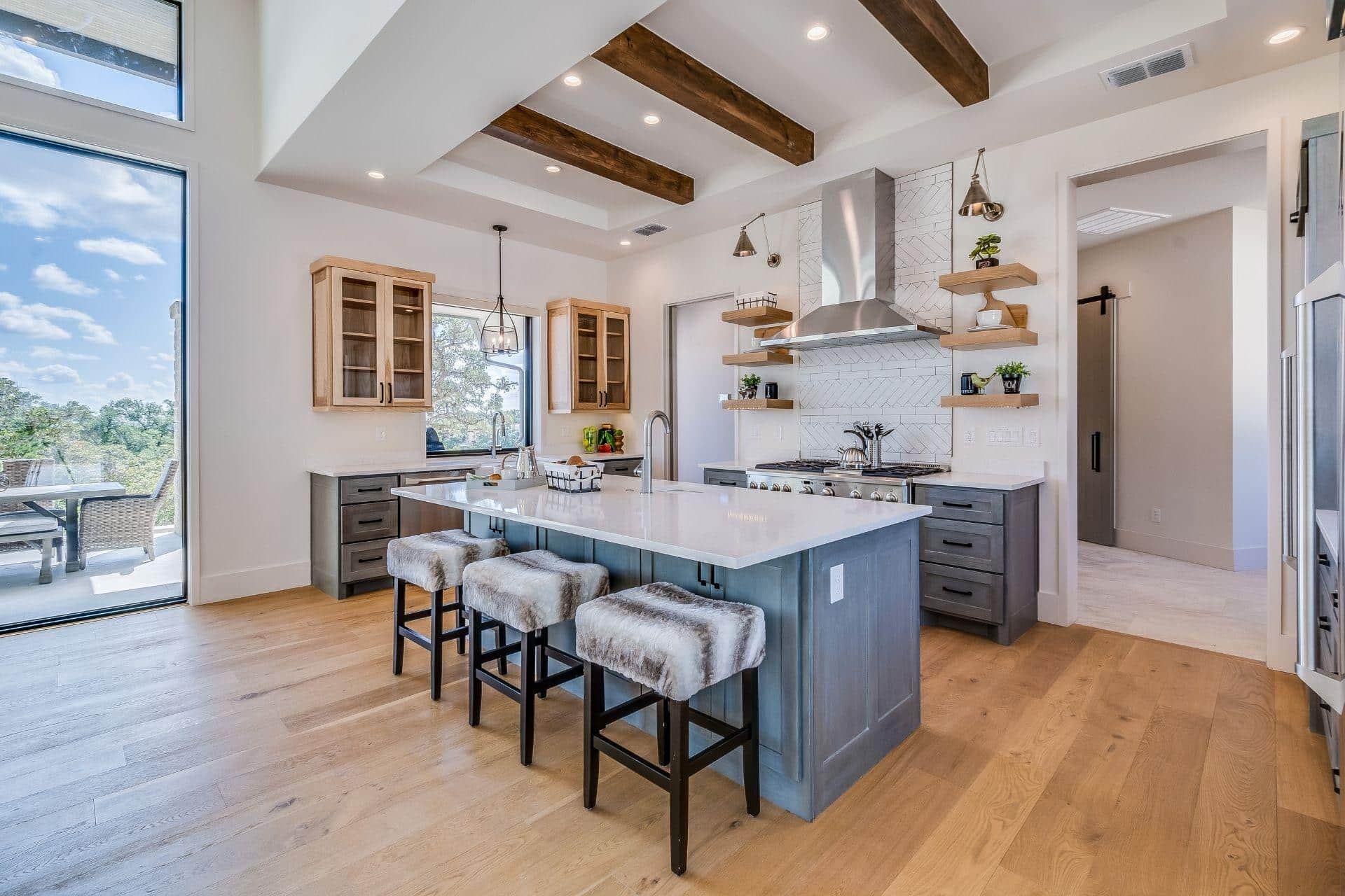 kitchen with tray ceiling