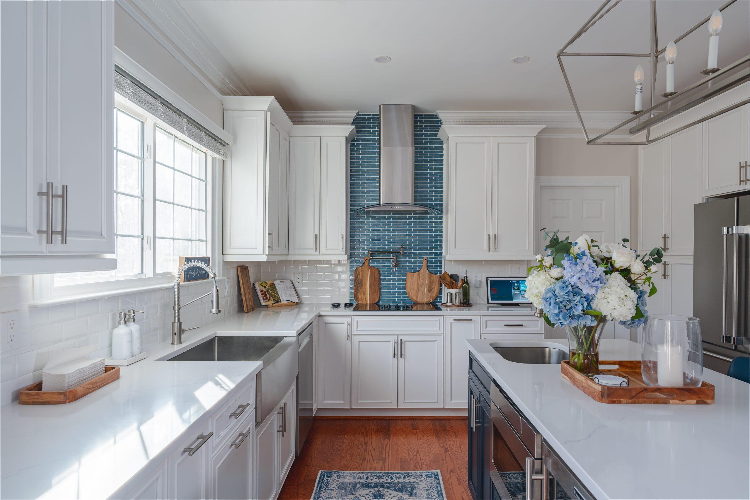 how to choose the right backsplash