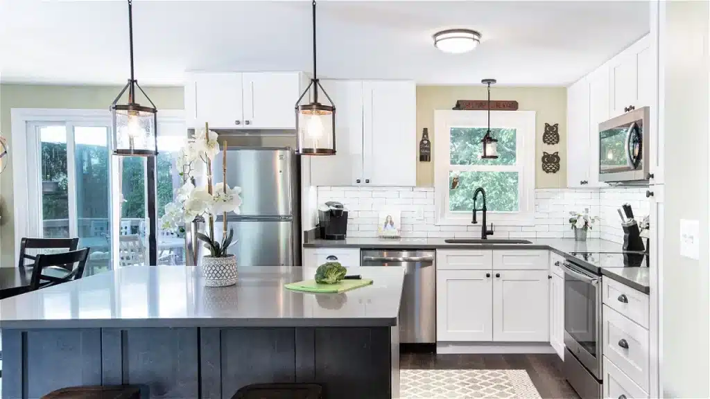 Kitchen Remodel Metallic Design